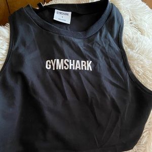 Gym shark crop top